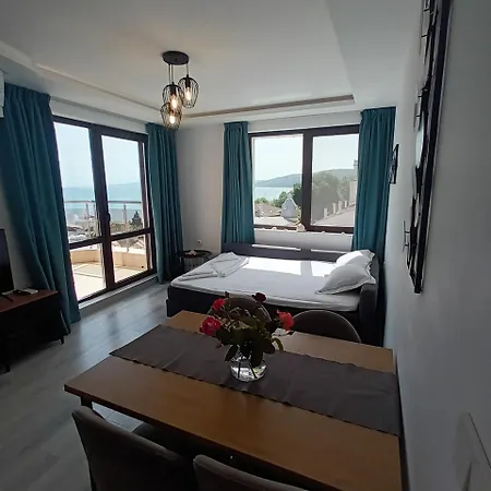 Ora Seaview * Balcsik